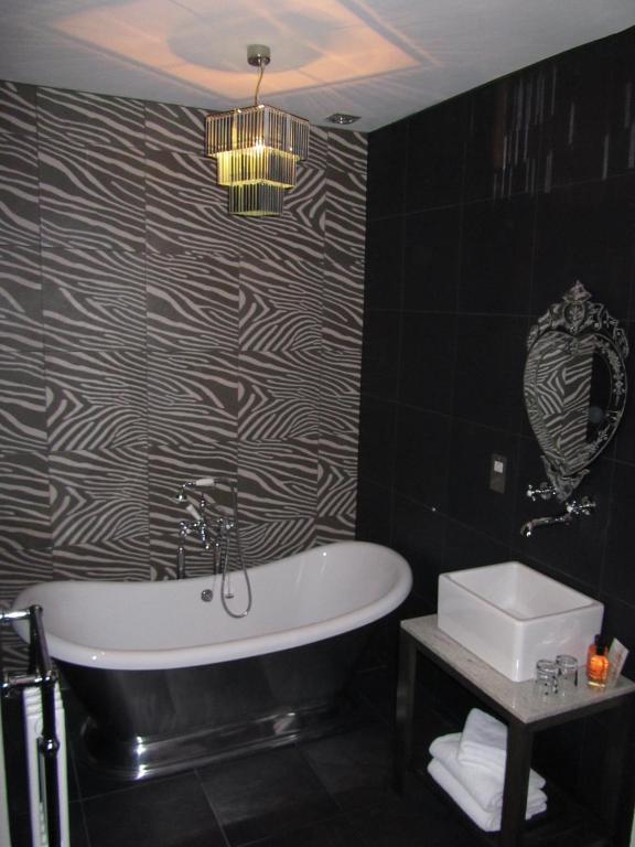 The Bull Inn Mildenhall Extérieur photo