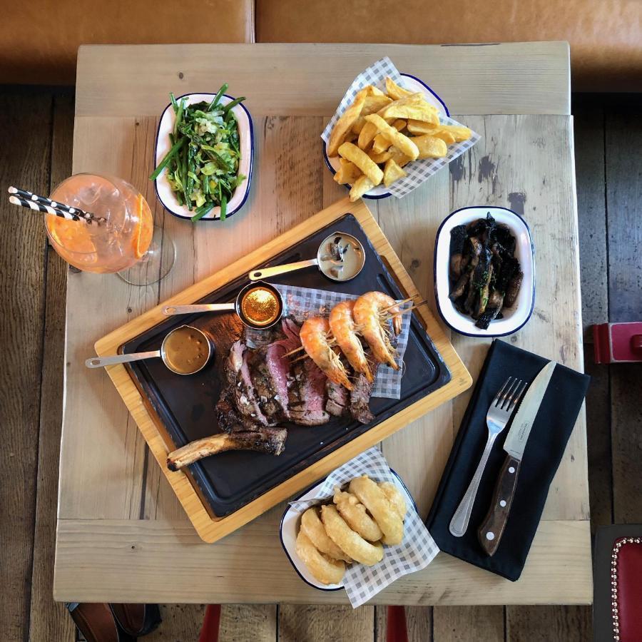 The Bull Inn Mildenhall Extérieur photo
